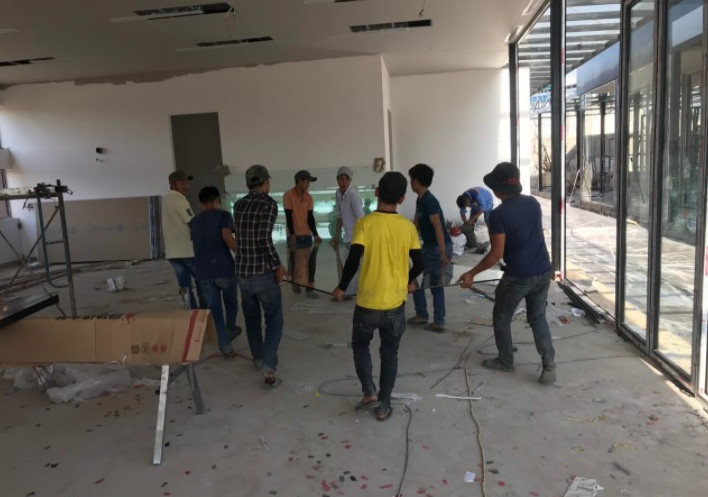 Tháo dỡ hoàn trả mặt bằng theo quy định hợp đồng