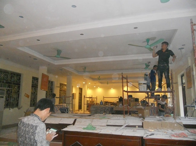 Tháo dỡ nội thất văn phòng