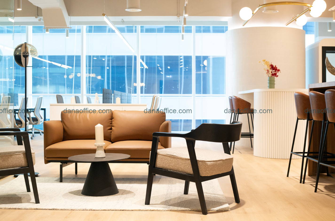 Khu vực tiếp khách thoải mái