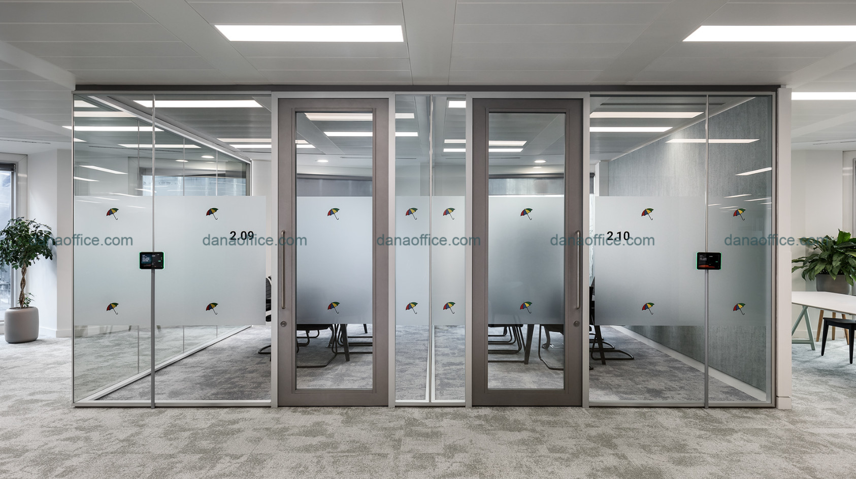 Thiết kế khu vực phòng làm việc chuyên nghiệp, vách ngăn tiện ích