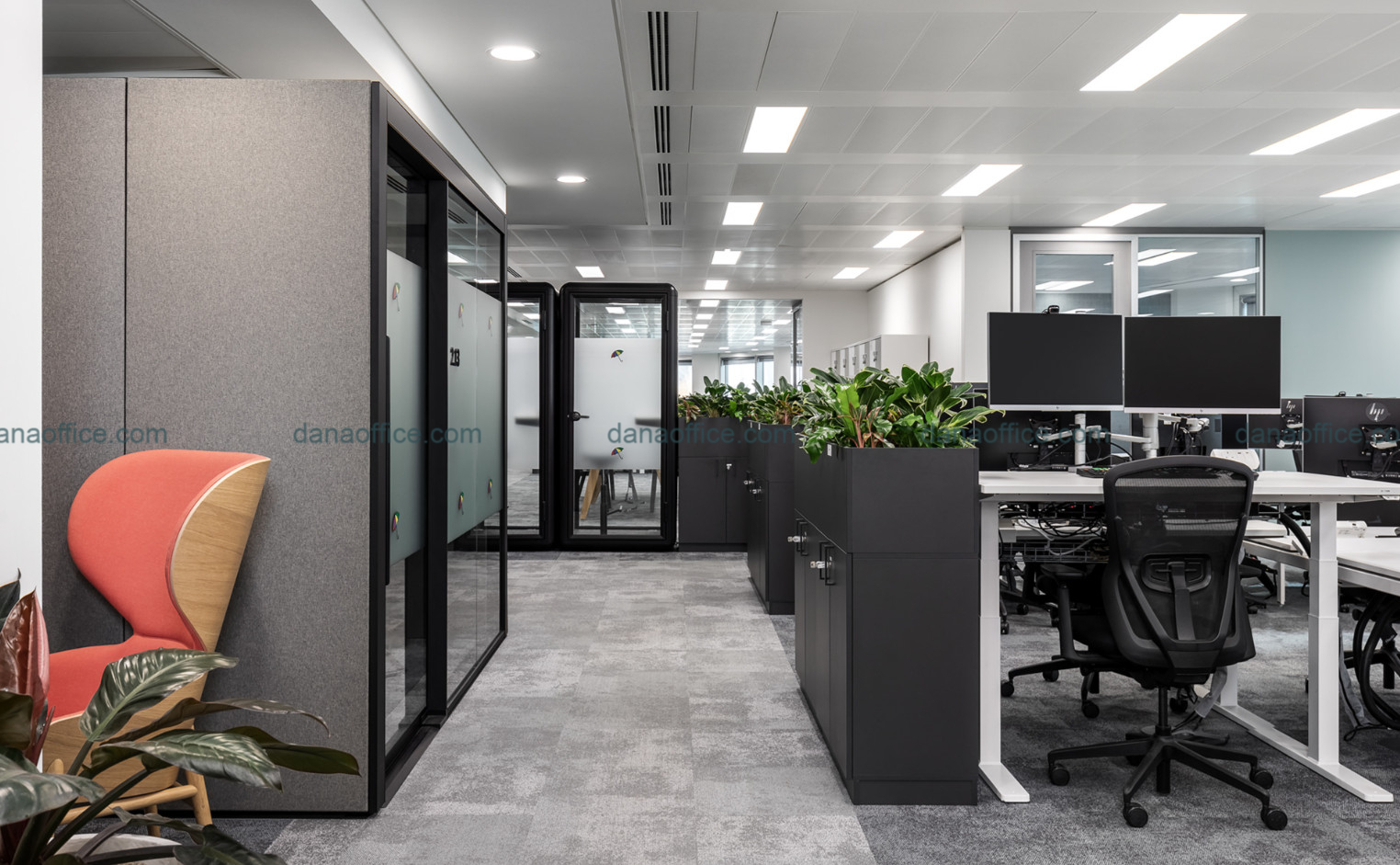 Không gian làm việc phóng thoáng, sáng tạo